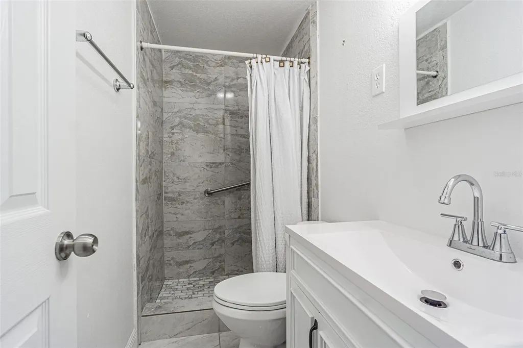 5617 Halifax Drive Tampa FL 33615