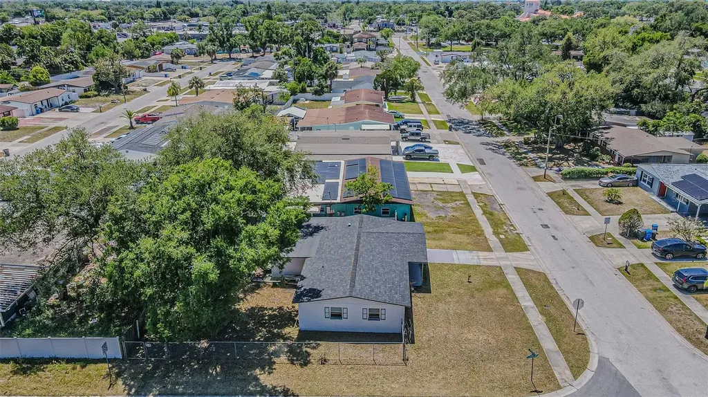 5617 Halifax Drive Tampa FL 33615