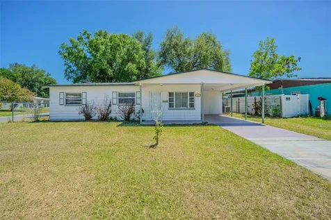 5617 Halifax Drive Tampa FL 33615