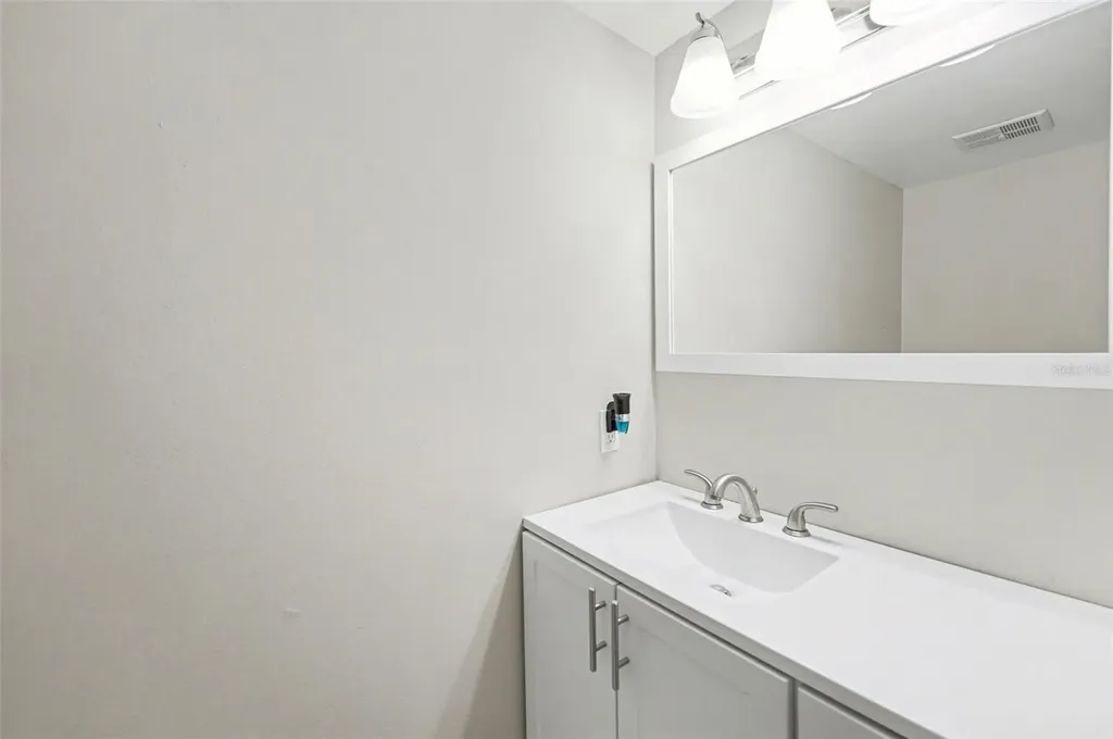 1819 Clearbrooke Drive Clearwater FL 33760
