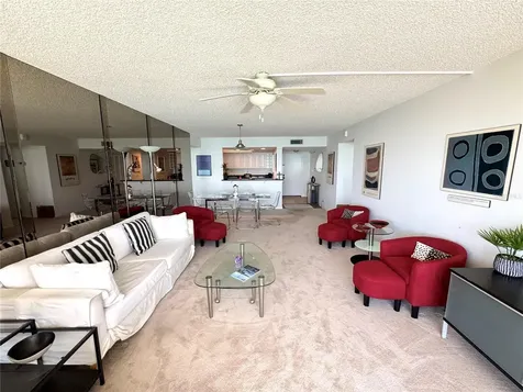 5700 Escondida Boulevard S St Petersburg FL 33715