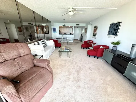 5700 Escondida Boulevard S St Petersburg FL 33715