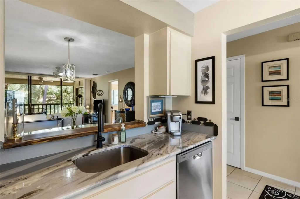 5252 Lake Village Drive Sarasota FL 34235