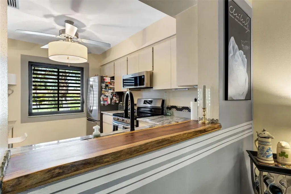 5252 Lake Village Drive Sarasota FL 34235