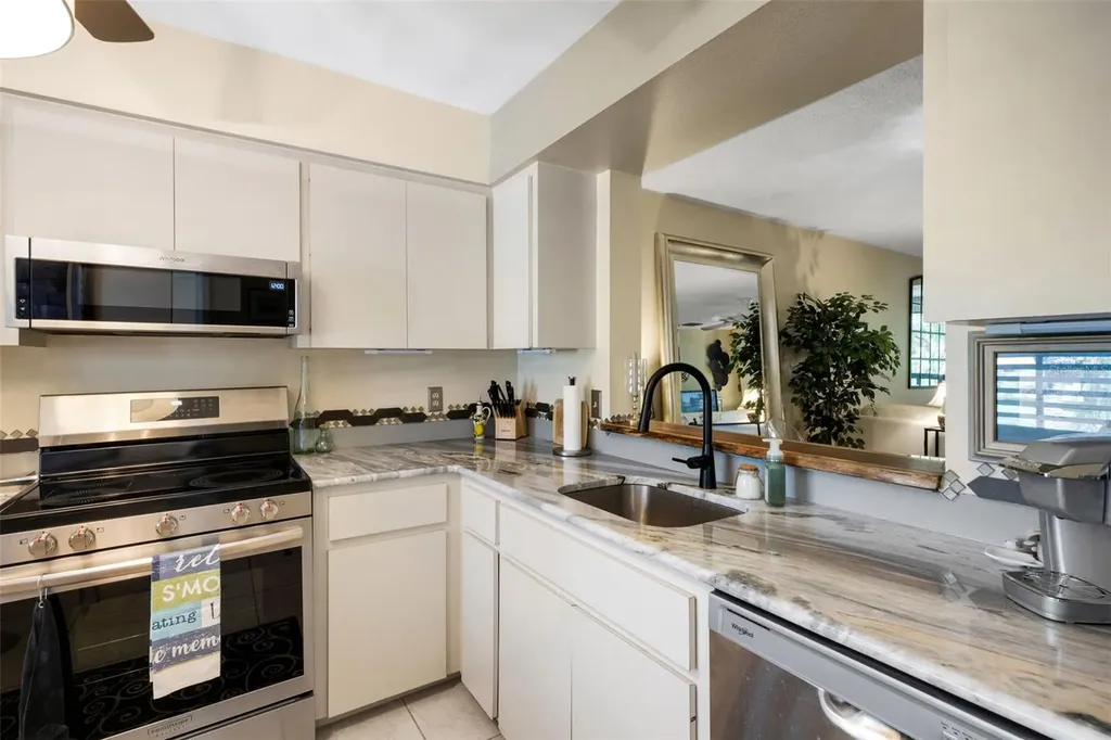5252 Lake Village Drive Sarasota FL 34235