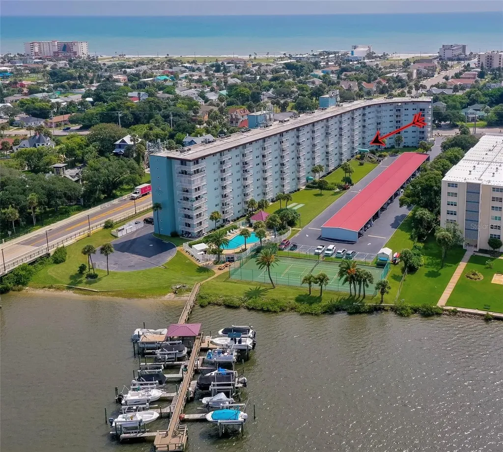 100 Silver Beach Avenue Daytona Beach FL 32118