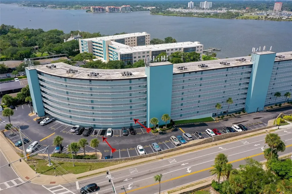100 Silver Beach Avenue Daytona Beach FL 32118