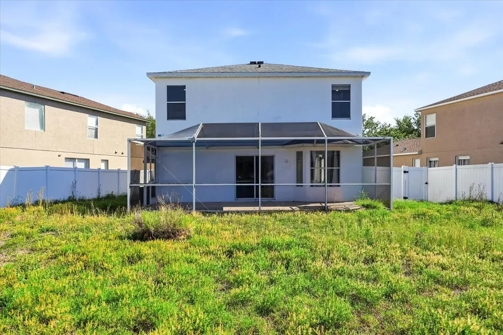 8123 Canterbury Lake Boulevard Tampa FL 33619