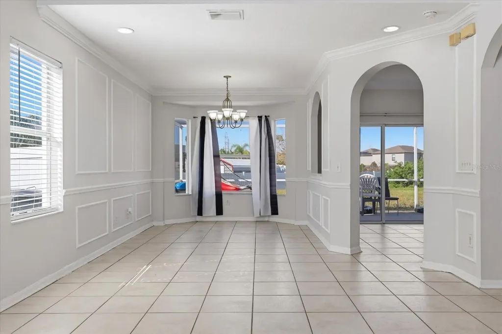 8123 Canterbury Lake Boulevard Tampa FL 33619