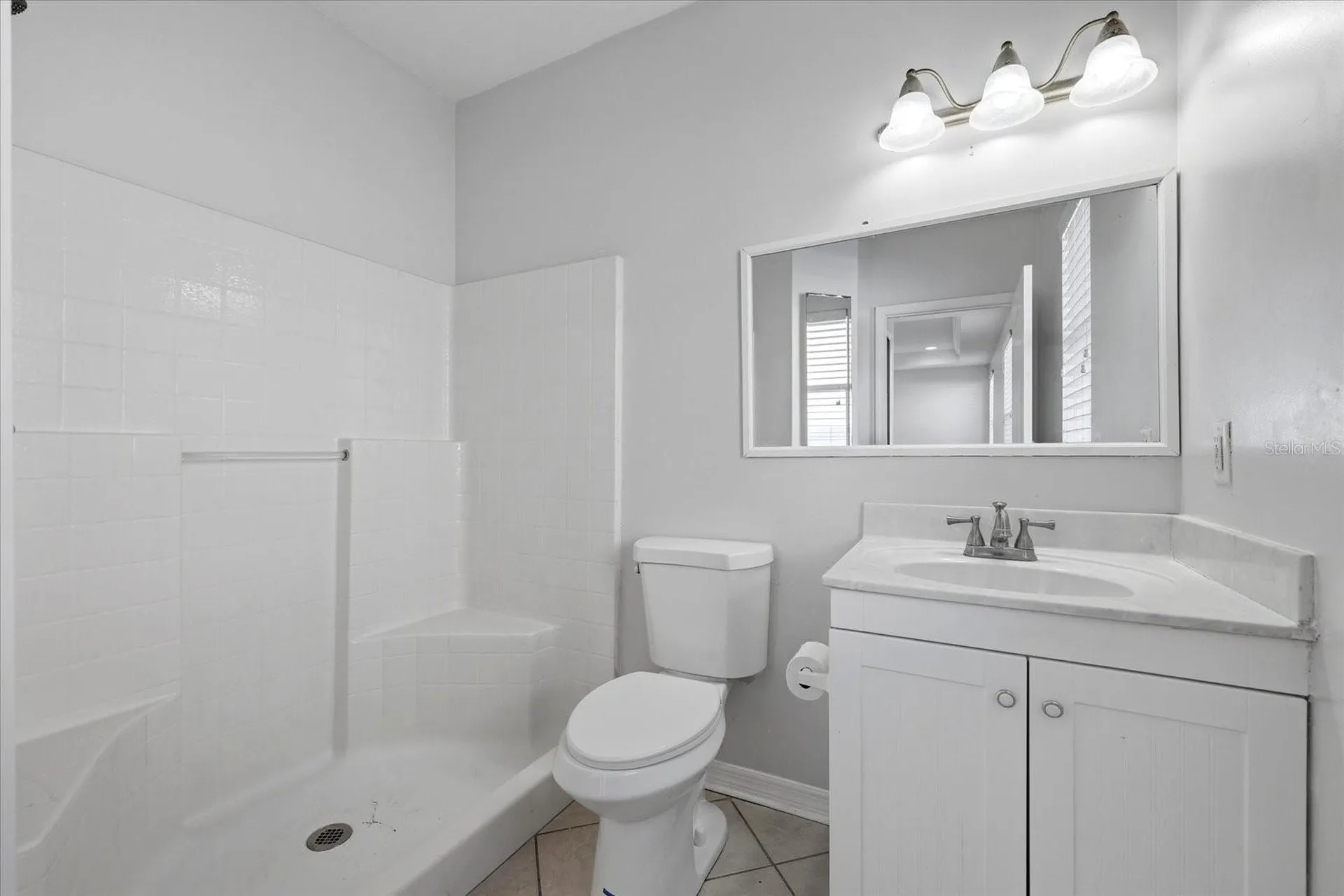 8123 Canterbury Lake Boulevard Tampa FL 33619