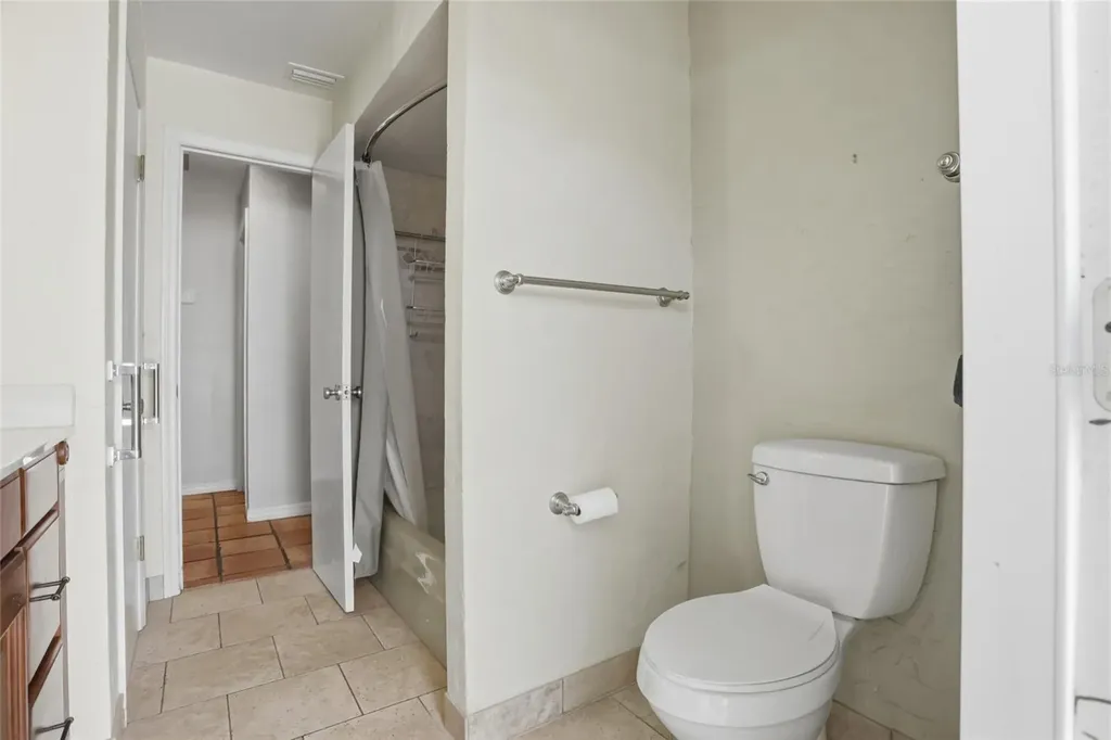 3230 Lake Anderson Avenue Orlando FL 32812