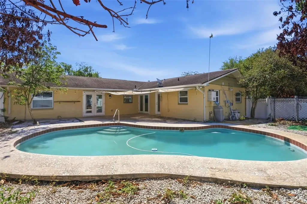 3230 Lake Anderson Avenue Orlando FL 32812
