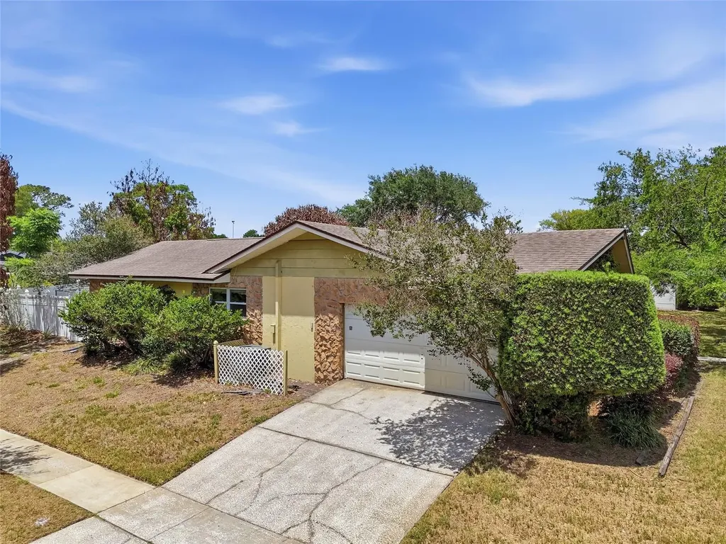 3230 Lake Anderson Avenue Orlando FL 32812