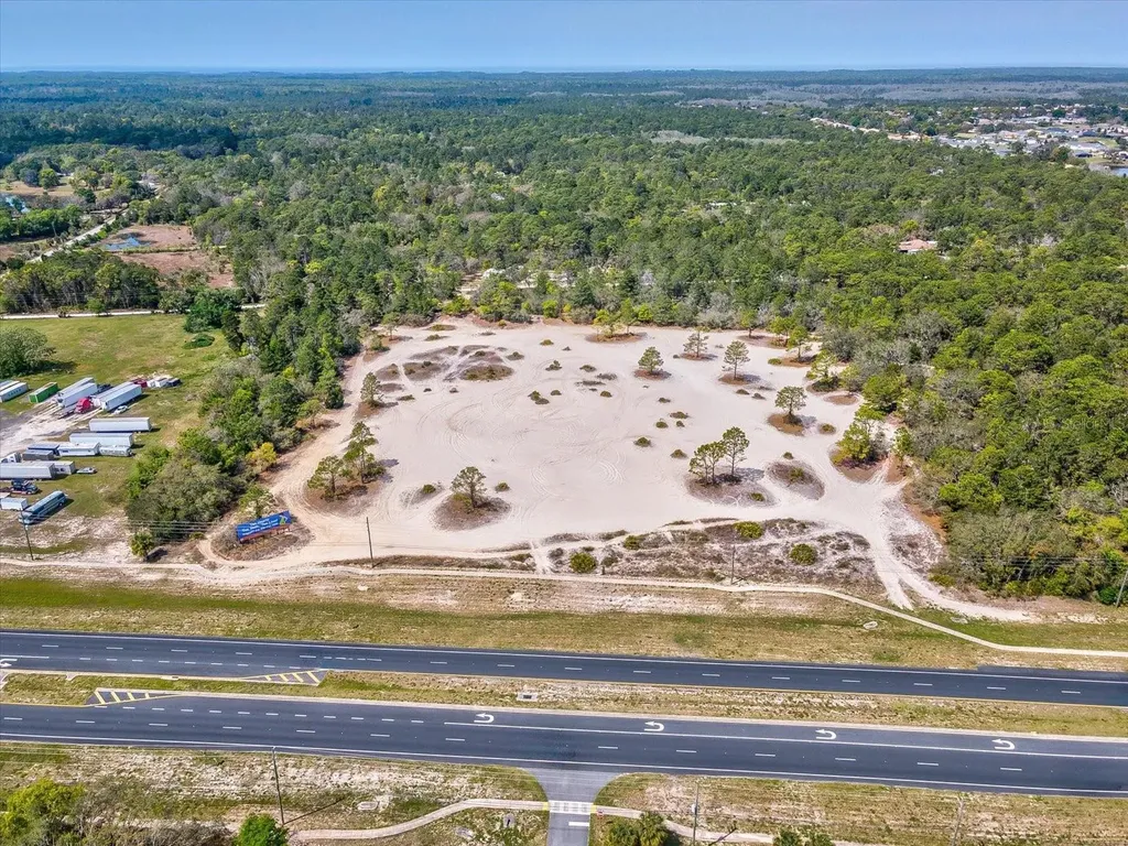 15.7 Acres Commercial Way Weeki Wachee FL 34613