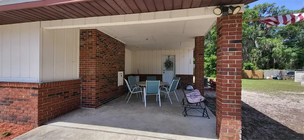 115 Fern Way San Mateo FL 32187