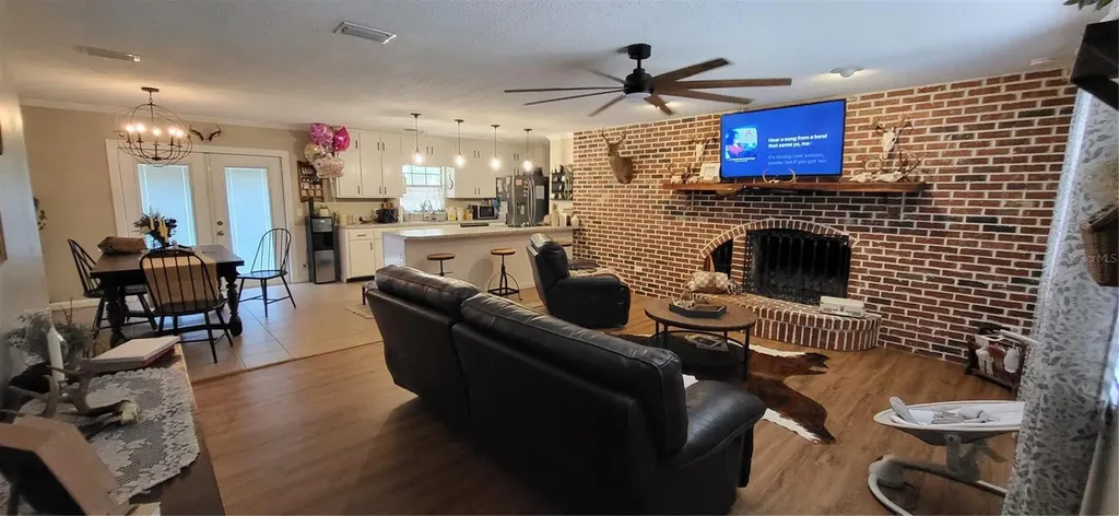 115 Fern Way San Mateo FL 32187