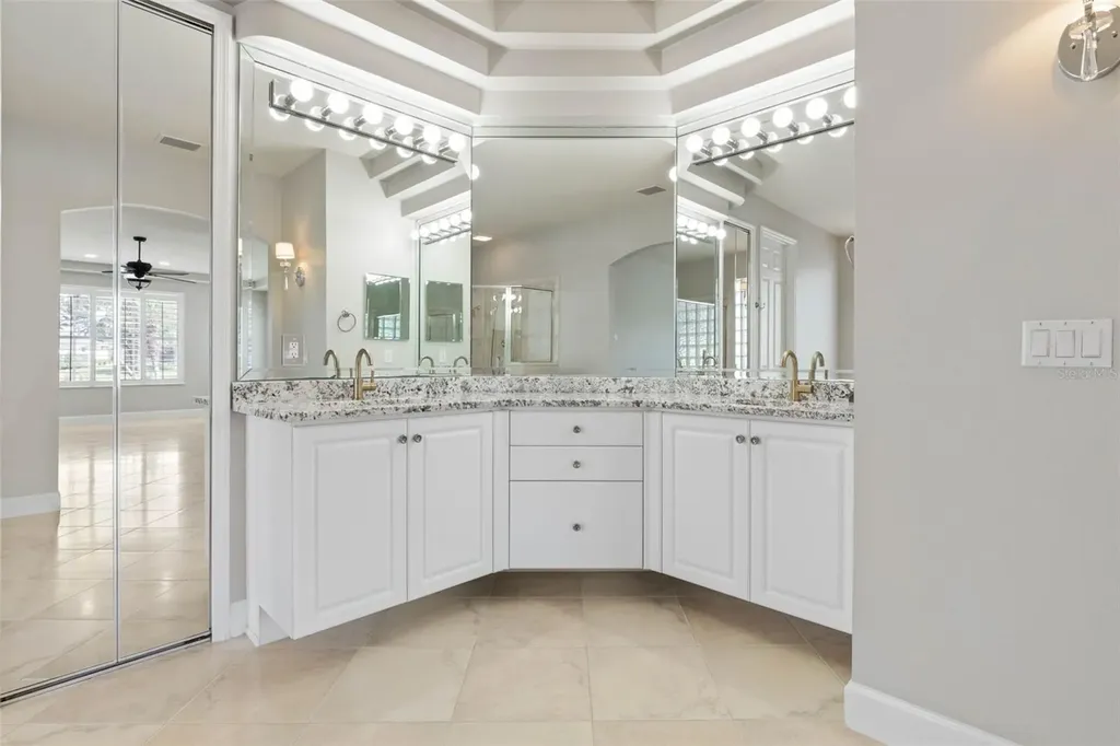 37 N Waterview Drive Palm Coast FL 32137