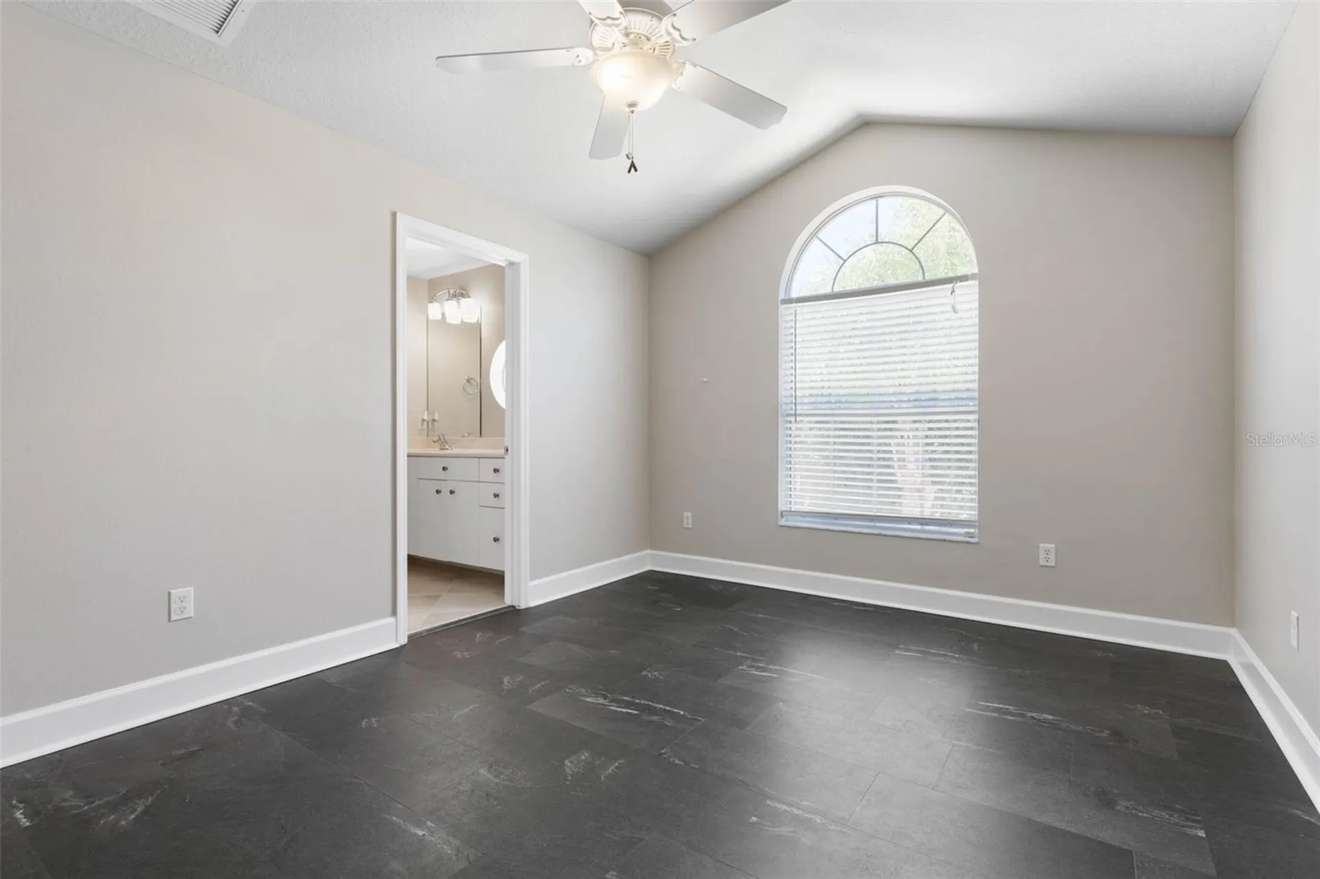 37 N Waterview Drive Palm Coast FL 32137