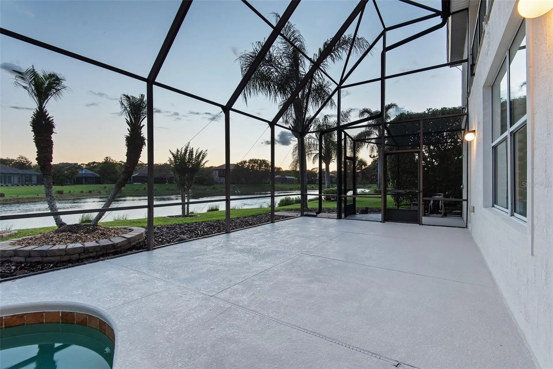 37 N Waterview Drive Palm Coast FL 32137