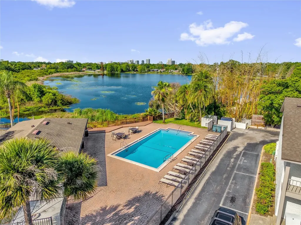 2916 Plaza Terrace Drive Orlando FL 32803