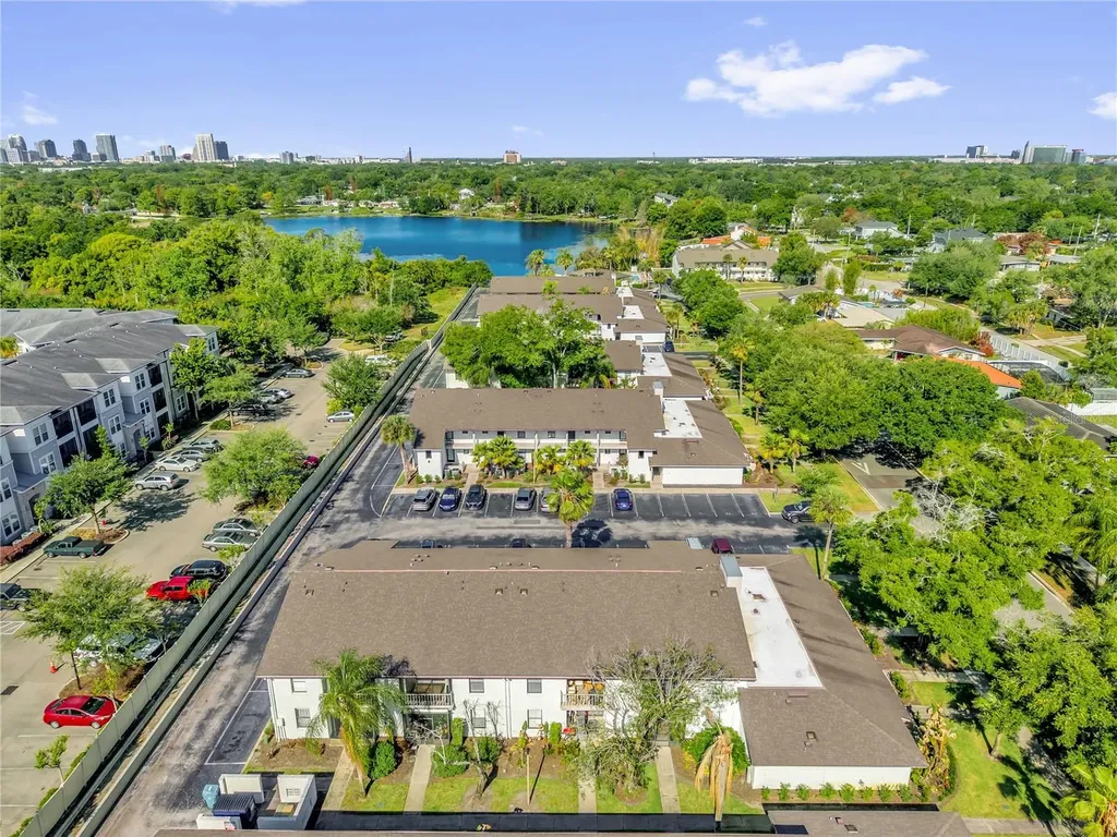 2916 Plaza Terrace Drive Orlando FL 32803