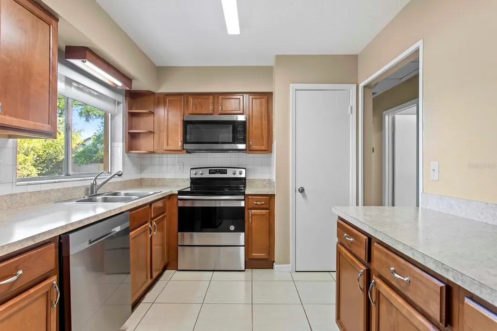9608 Springbrook Drive Riverview FL 33578