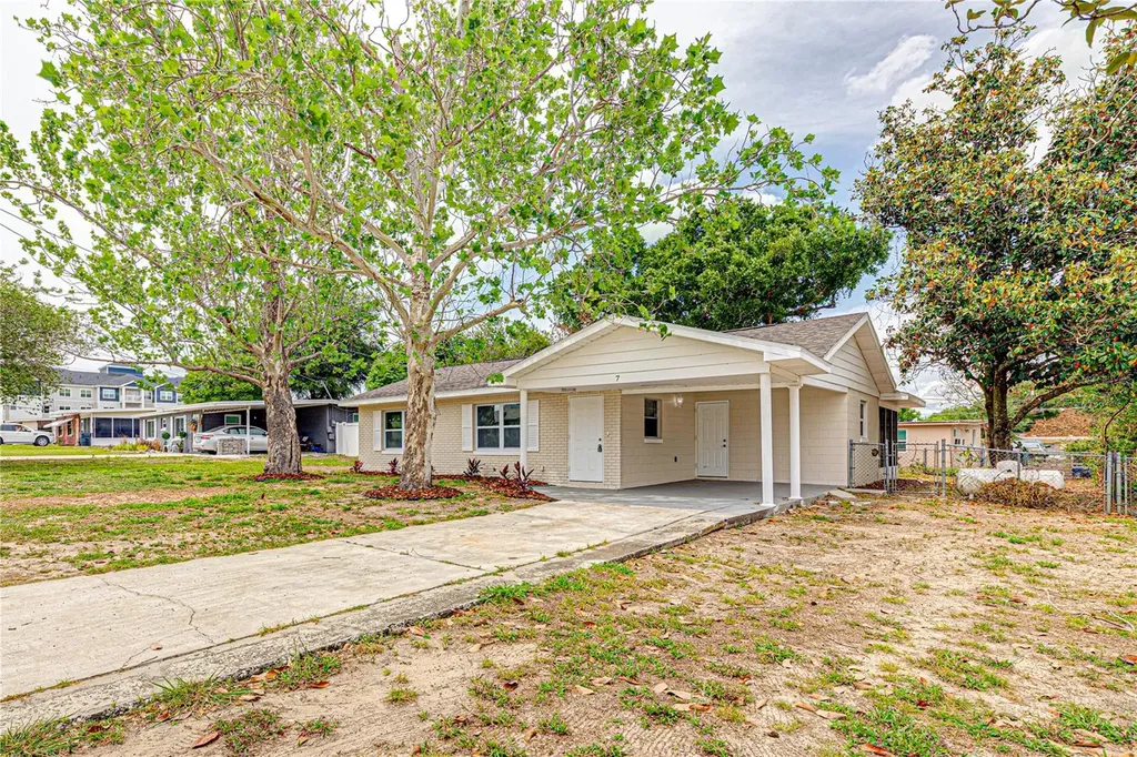 7 Twilight Lane Winter Haven FL 33884