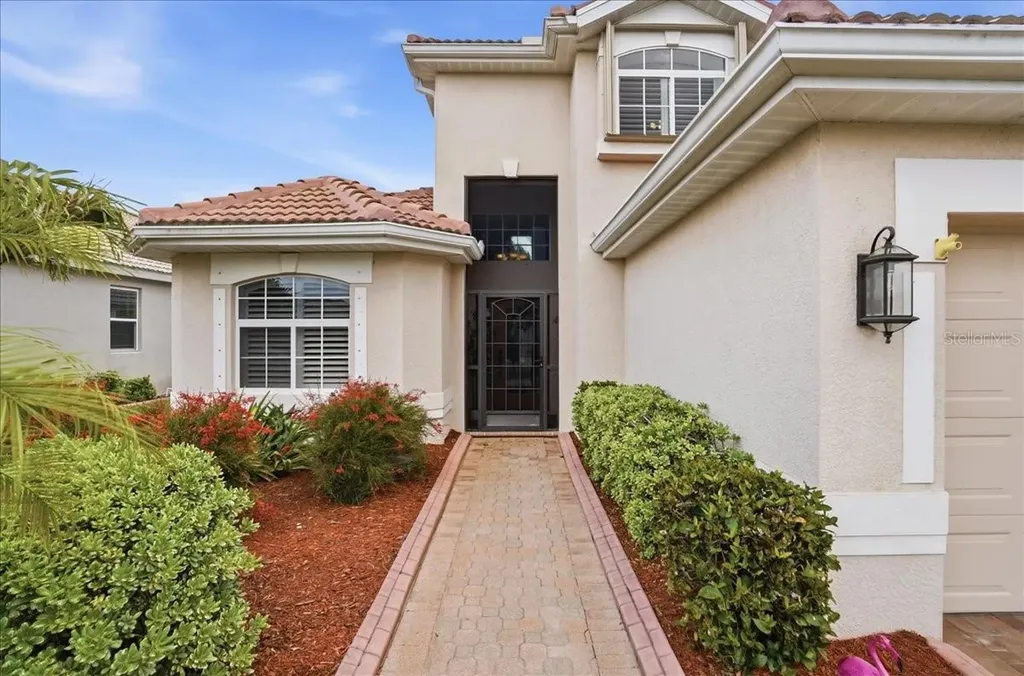 2082 Mesic Hammock Way Venice FL 34292