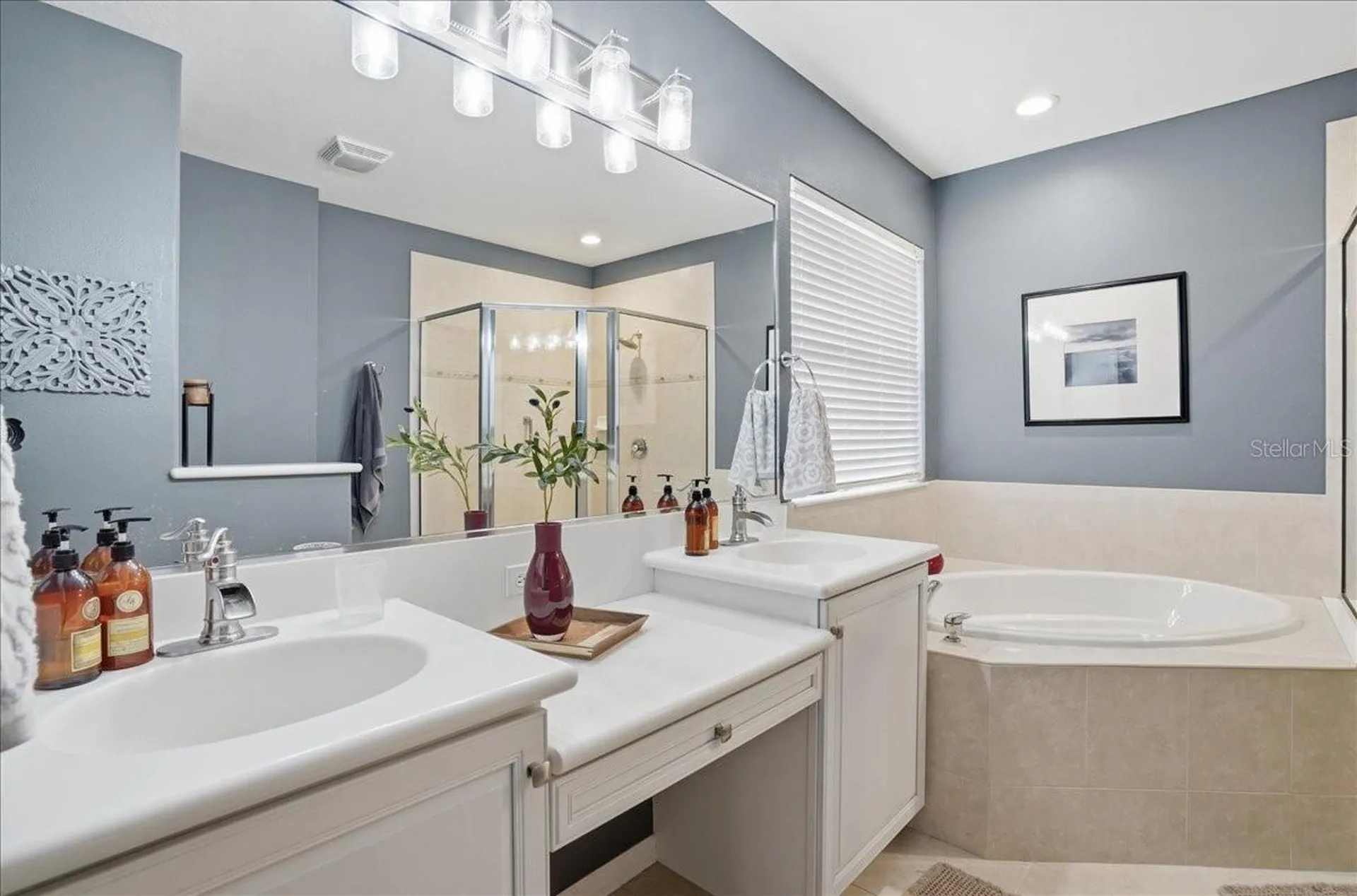 2082 Mesic Hammock Way Venice FL 34292