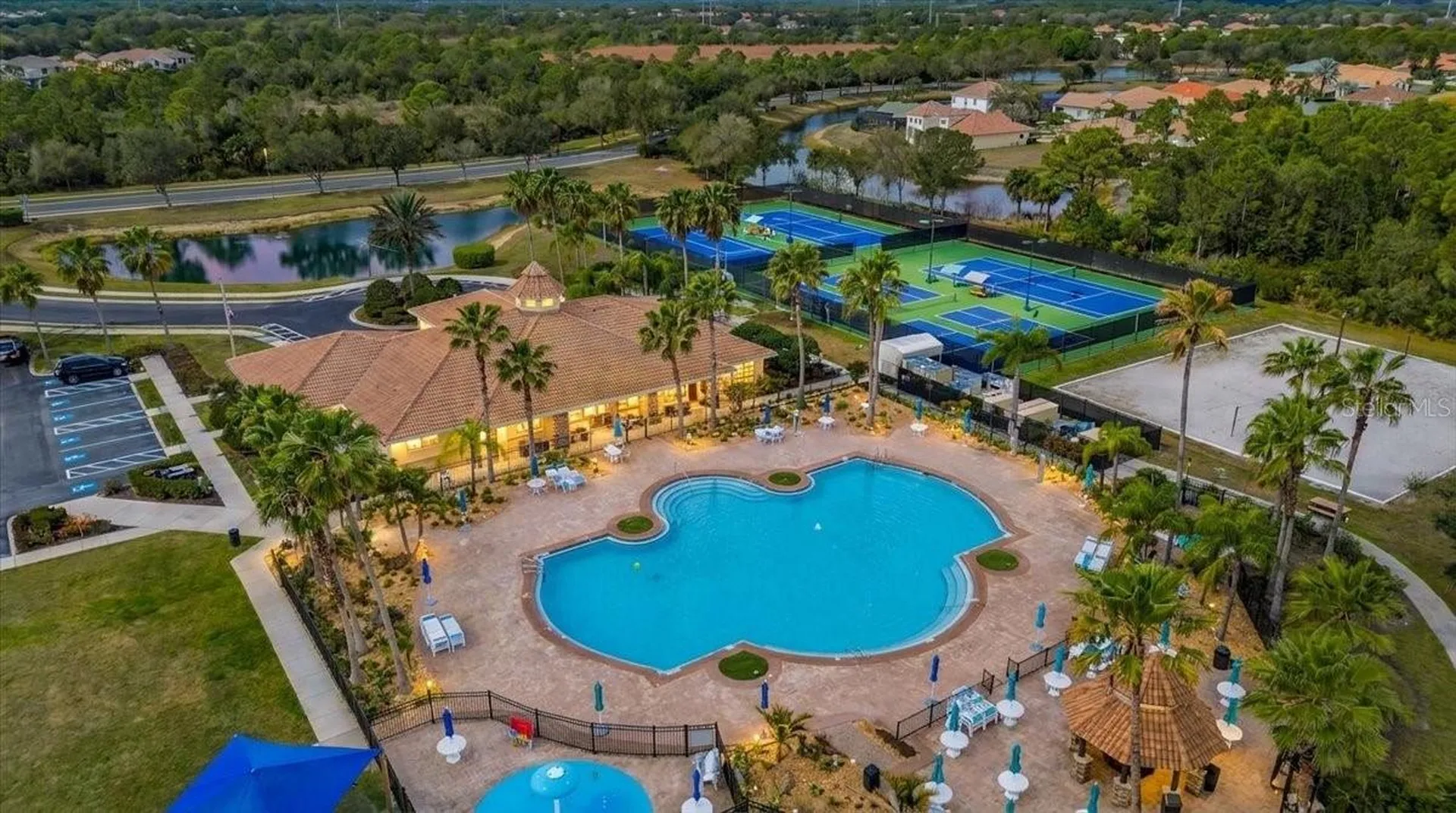 2082 Mesic Hammock Way Venice FL 34292
