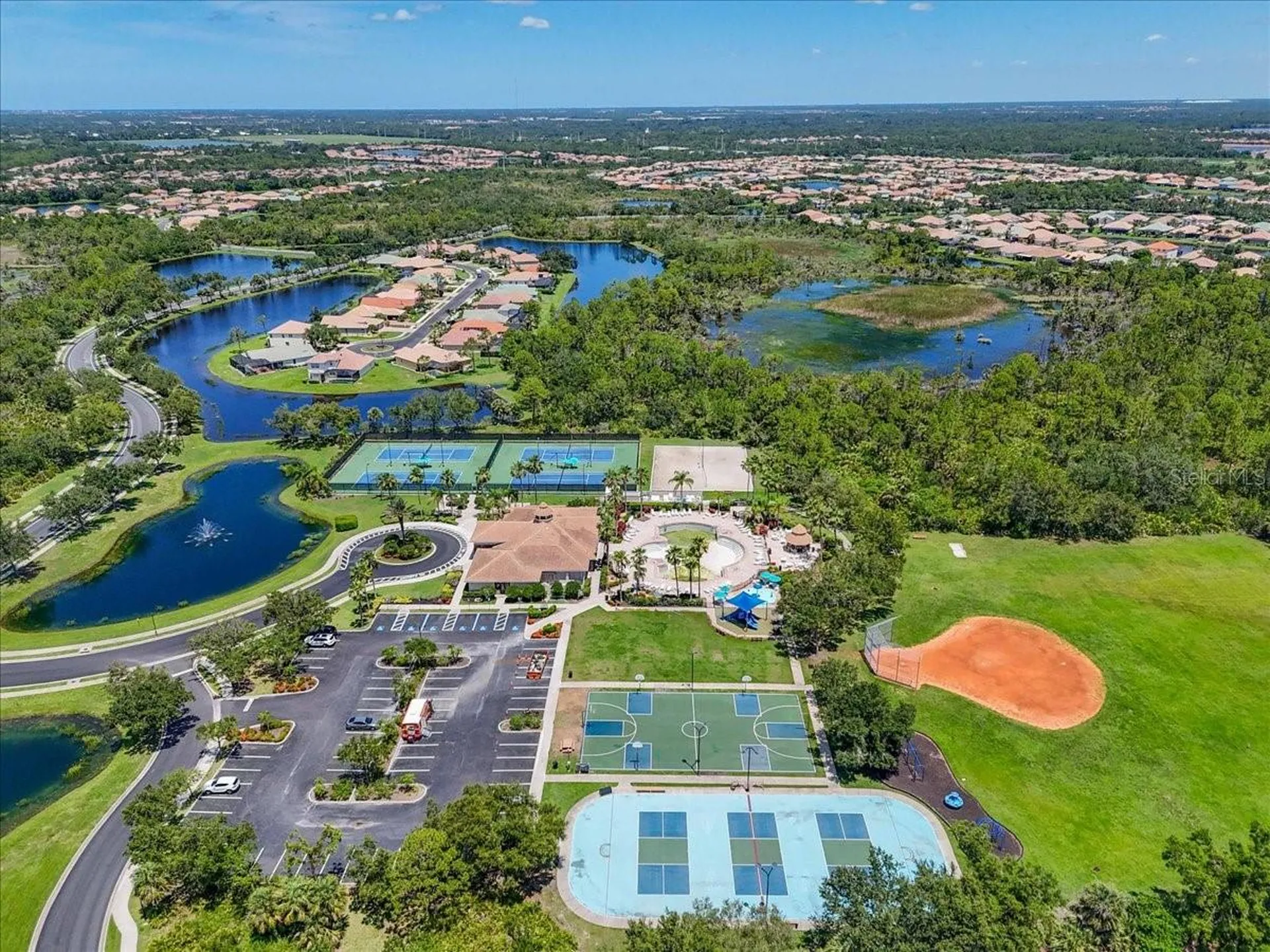 2082 Mesic Hammock Way Venice FL 34292