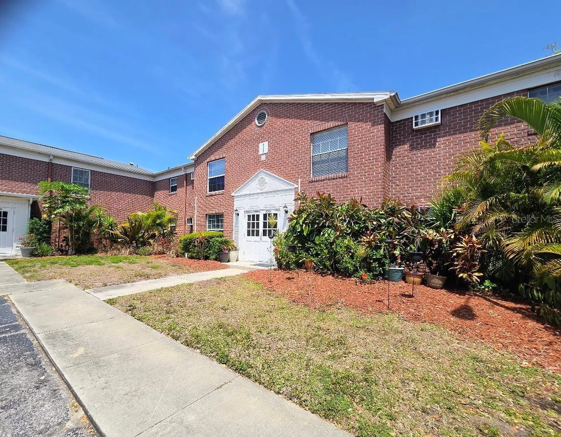 8580 9th Way N St Petersburg FL 33702