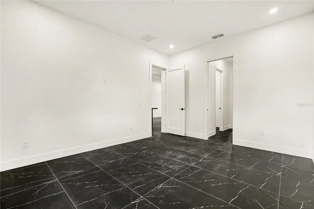 105 Garland Avenue Seffner FL 33584