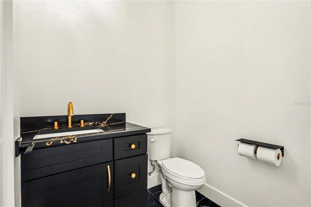 105 Garland Avenue Seffner FL 33584