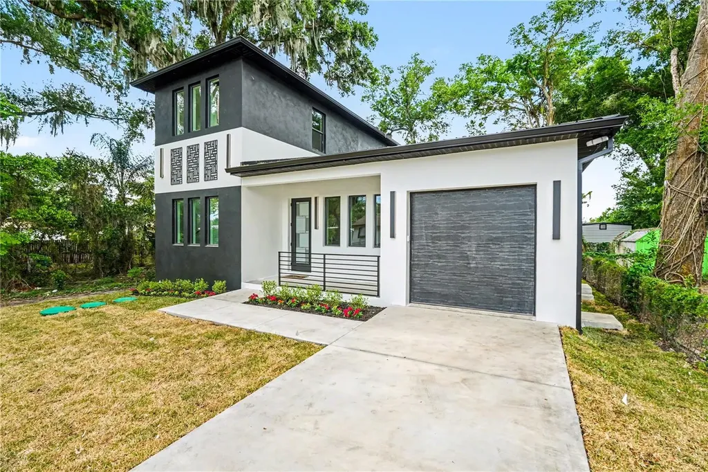 105 Garland Avenue Seffner FL 33584