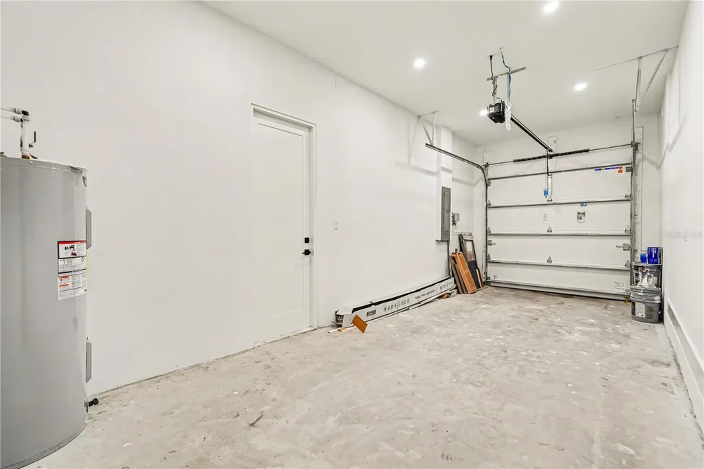 105 Garland Avenue Seffner FL 33584