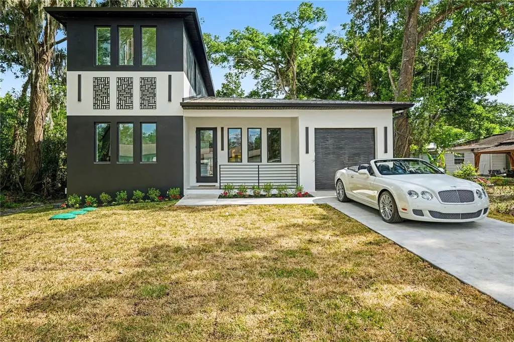 105 Garland Avenue Seffner FL 33584
