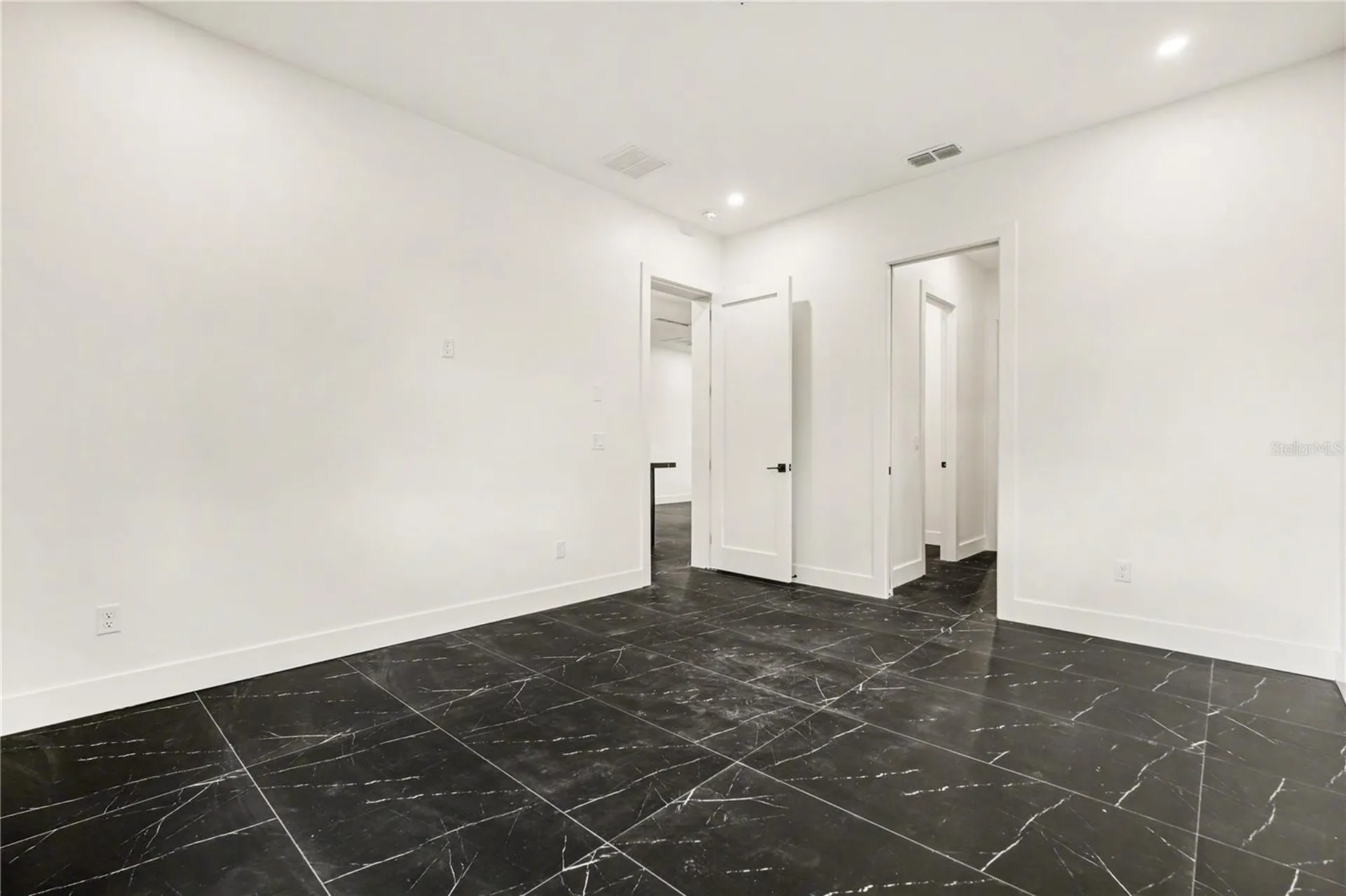 105 Garland Avenue Seffner FL 33584