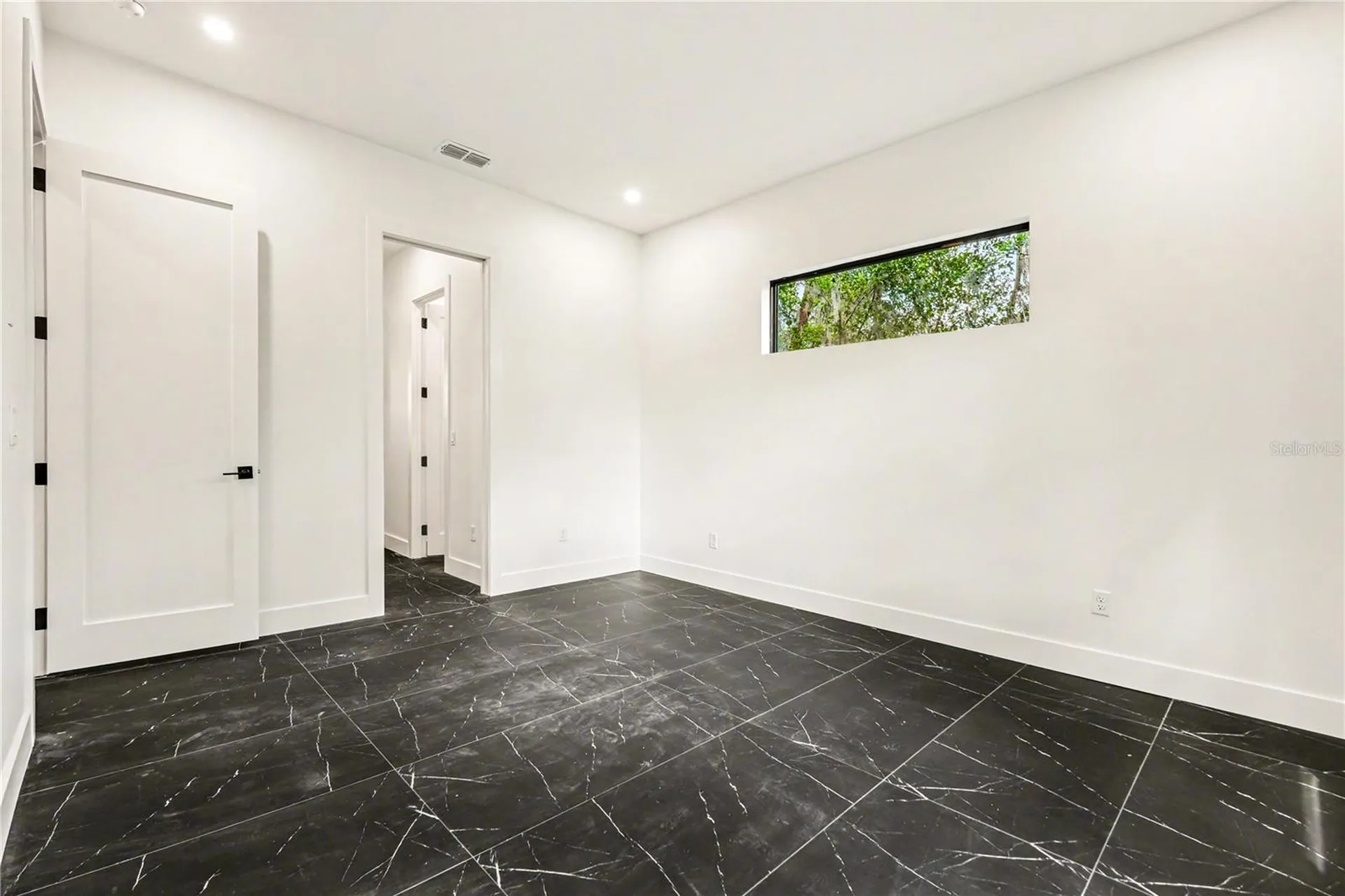 105 Garland Avenue Seffner FL 33584