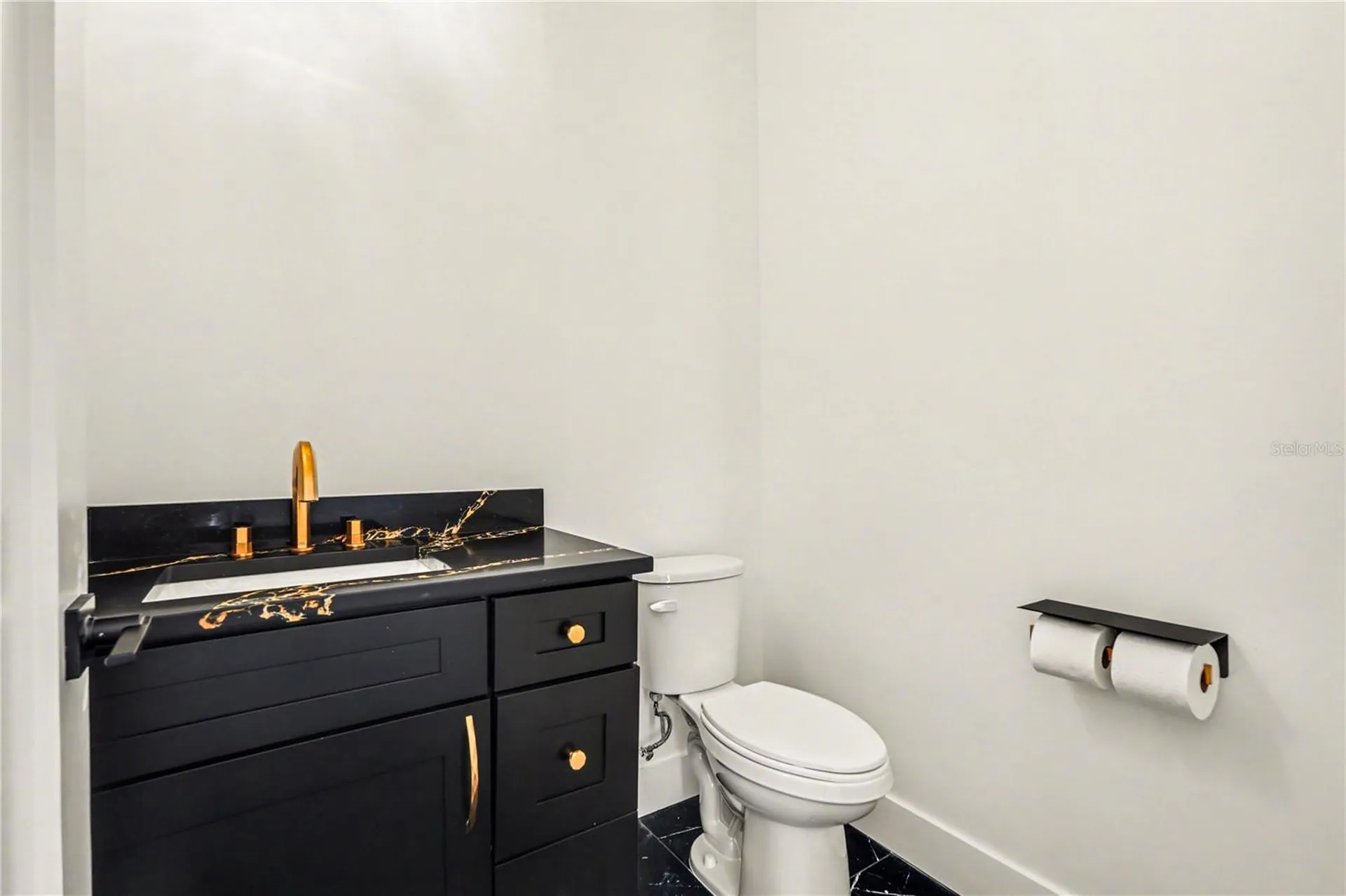 105 Garland Avenue Seffner FL 33584