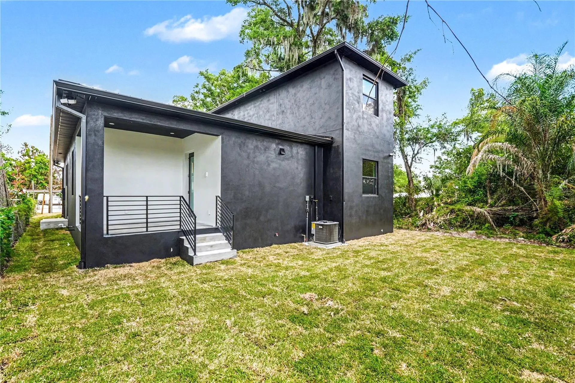 105 Garland Avenue Seffner FL 33584
