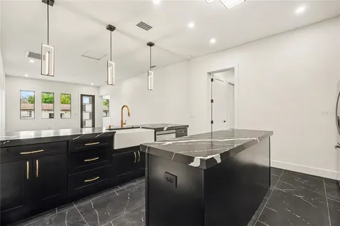 105 Garland Avenue Seffner FL 33584
