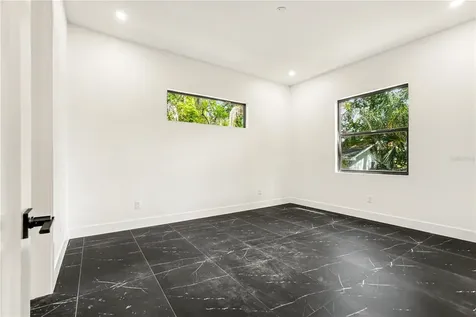 105 Garland Avenue Seffner FL 33584