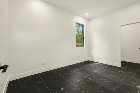 105 Garland Avenue Seffner FL 33584