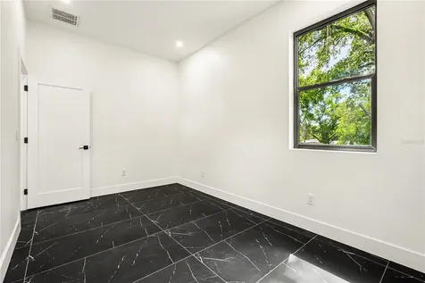 105 Garland Avenue Seffner FL 33584
