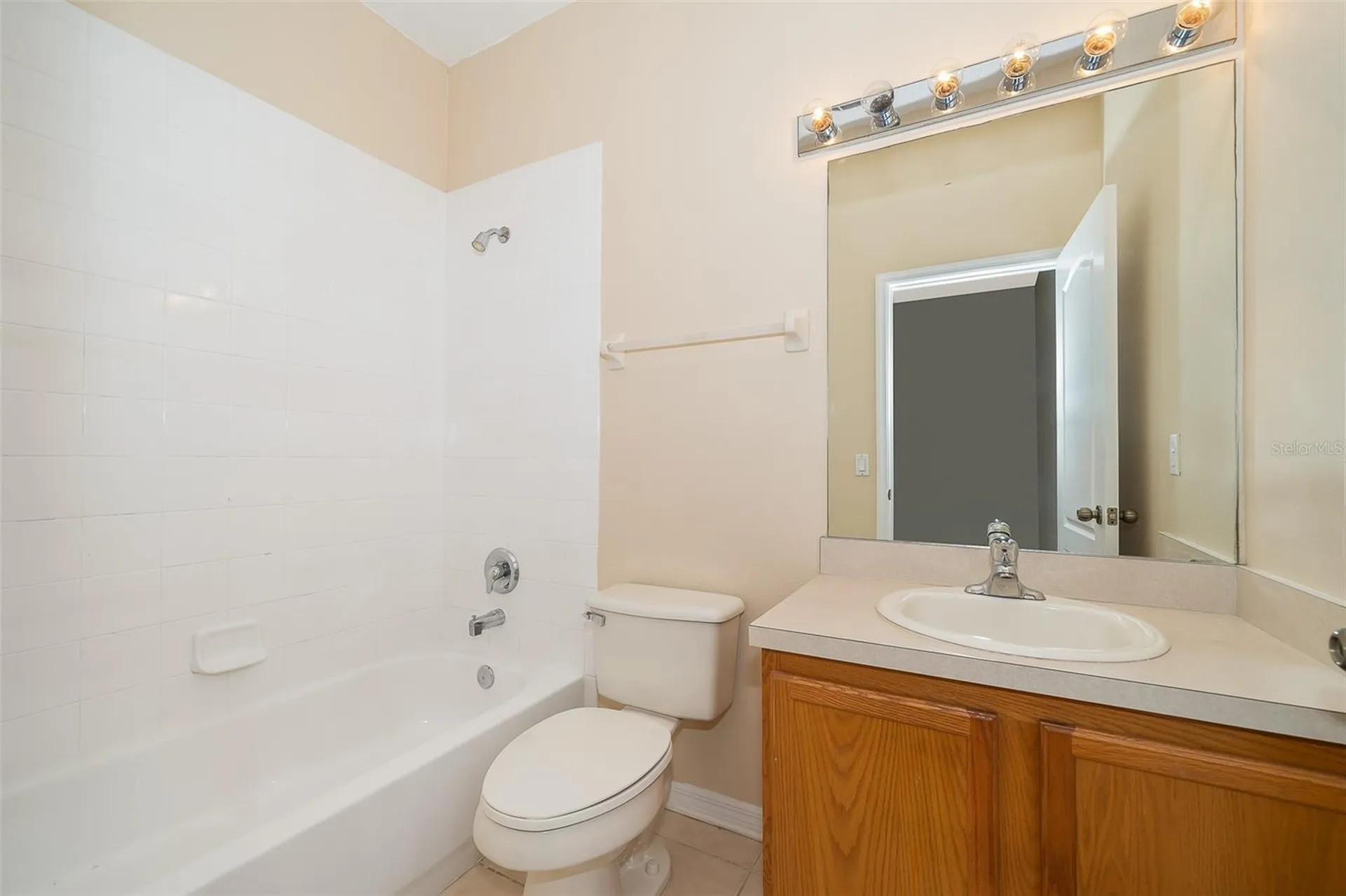3383 Wilshire Way Road Orlando FL 32829