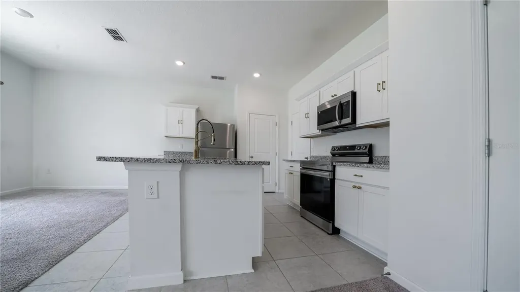 8735 Sportsman Loop Groveland FL 34736