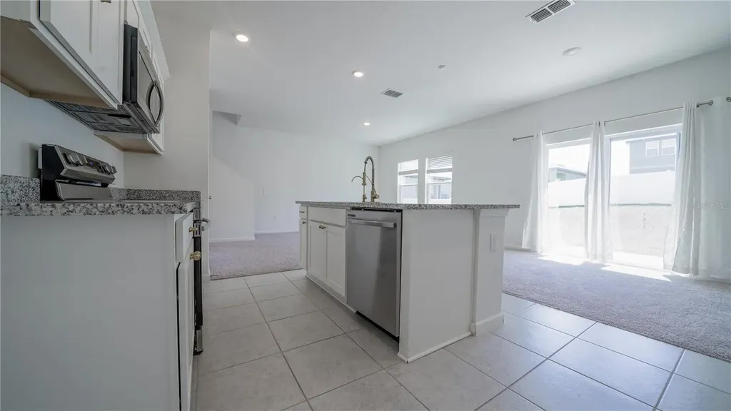8735 Sportsman Loop Groveland FL 34736