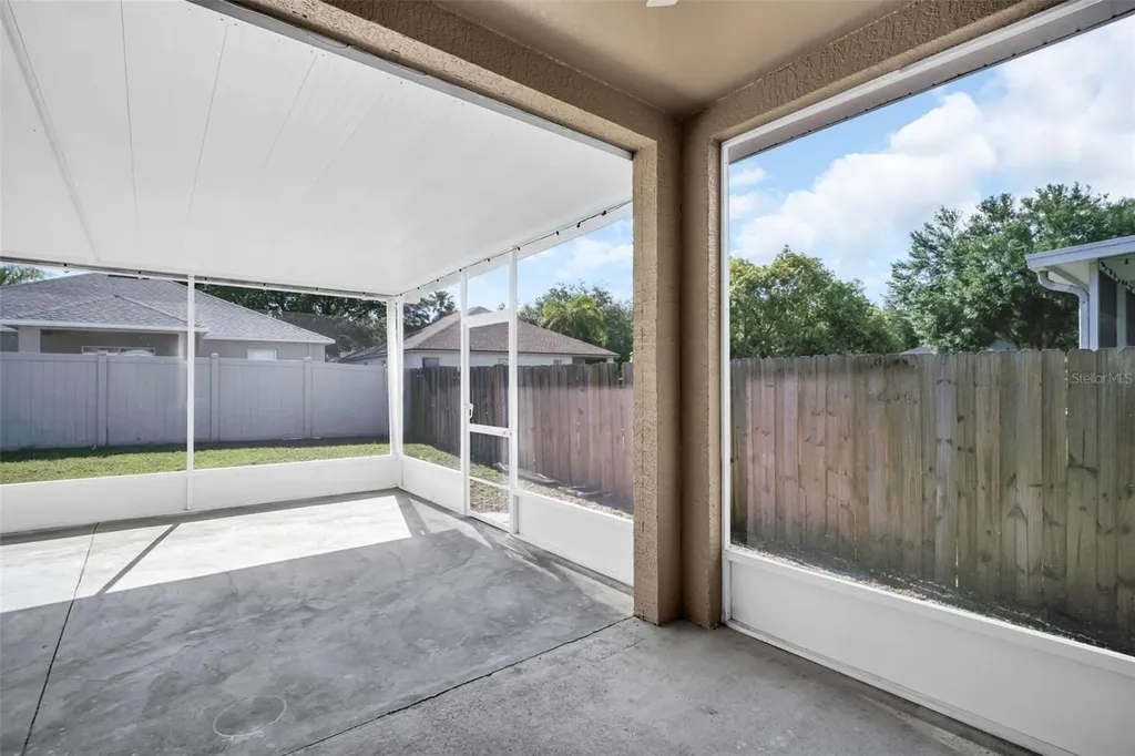 10323 Goldenbrook Way Tampa FL 33647