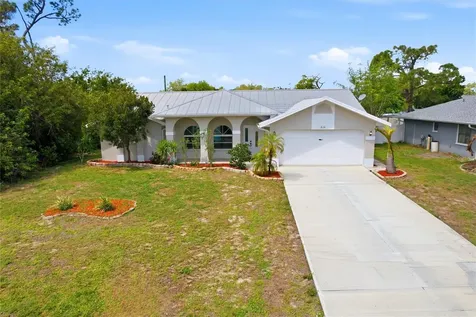 830 Columbia Street Port Charlotte FL 33948
